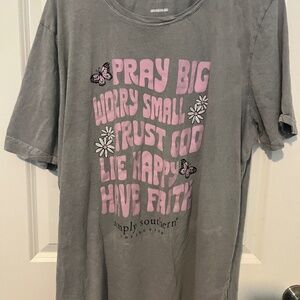 Simply Southern Short Sleeve Graphic Tee O/S